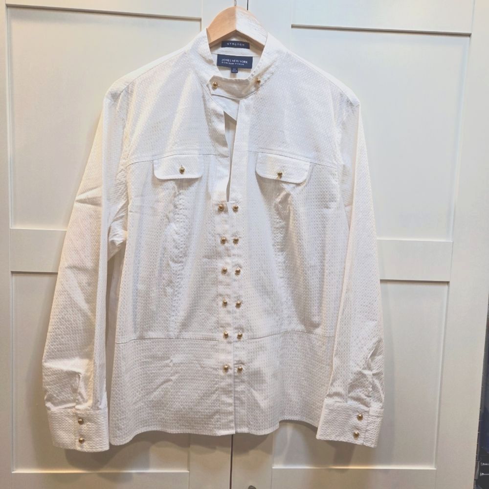 White Textured Cotton Mandarin Collar Blouse Military Style Gold Button Front 2X